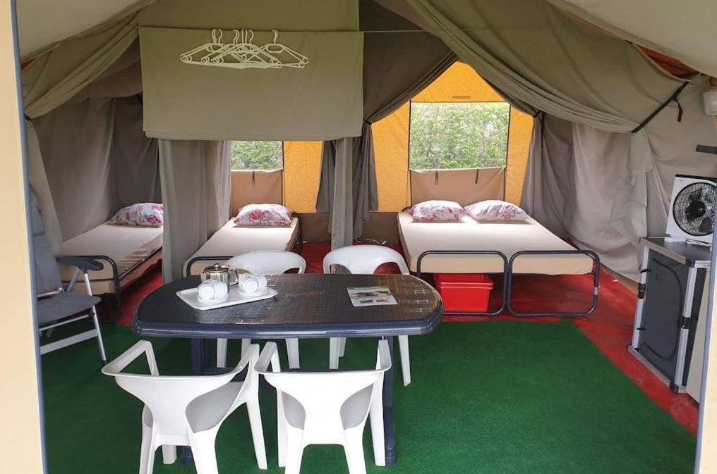 Easyatent Safari Tent Lanterna Červar-Porat Pokój zdjęcie